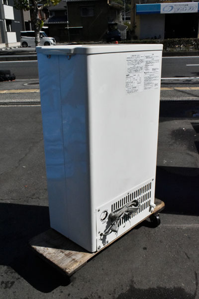 EG01 サンヨー SANYO 小型 幅広タイプ 冷凍ストッカー SCR-S44 43L 100V 冷凍庫 スライド扉 フリーザー 厨房機器_画像5