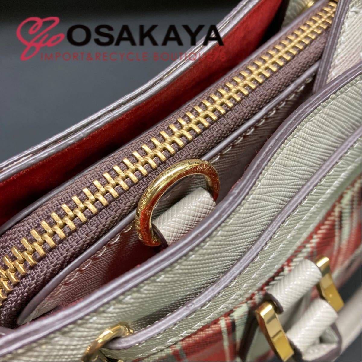  used Samantha Vega front ribbon attaching check tote bag imitation leather gray × red magnet button separate fastener sa man sa Vega check 