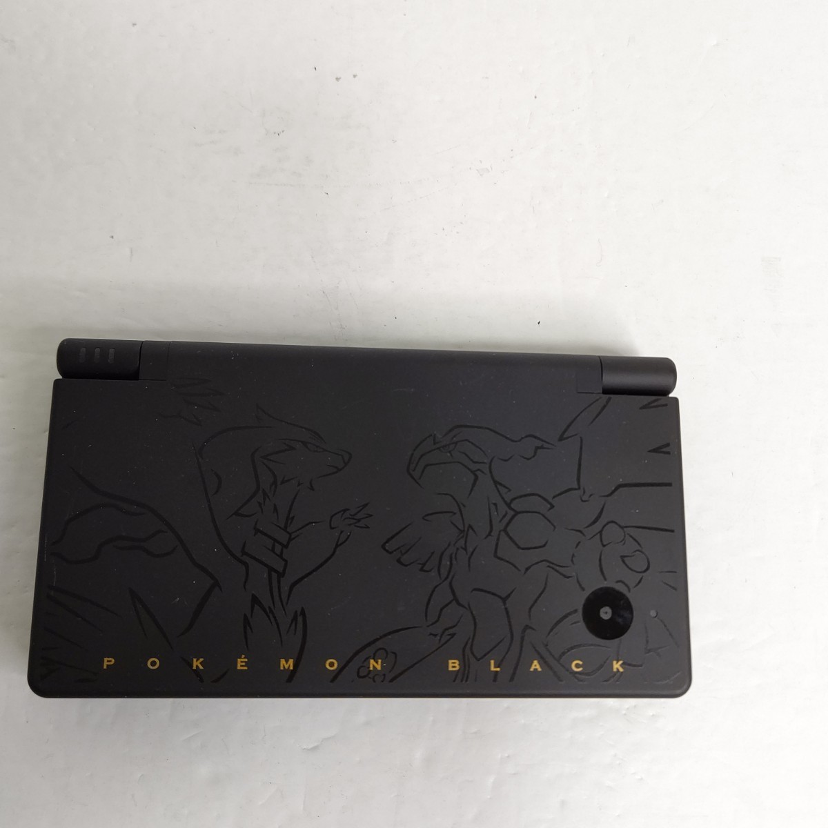 極美品】ニンテンドーDSi レシラム・ゼクロムエディション-