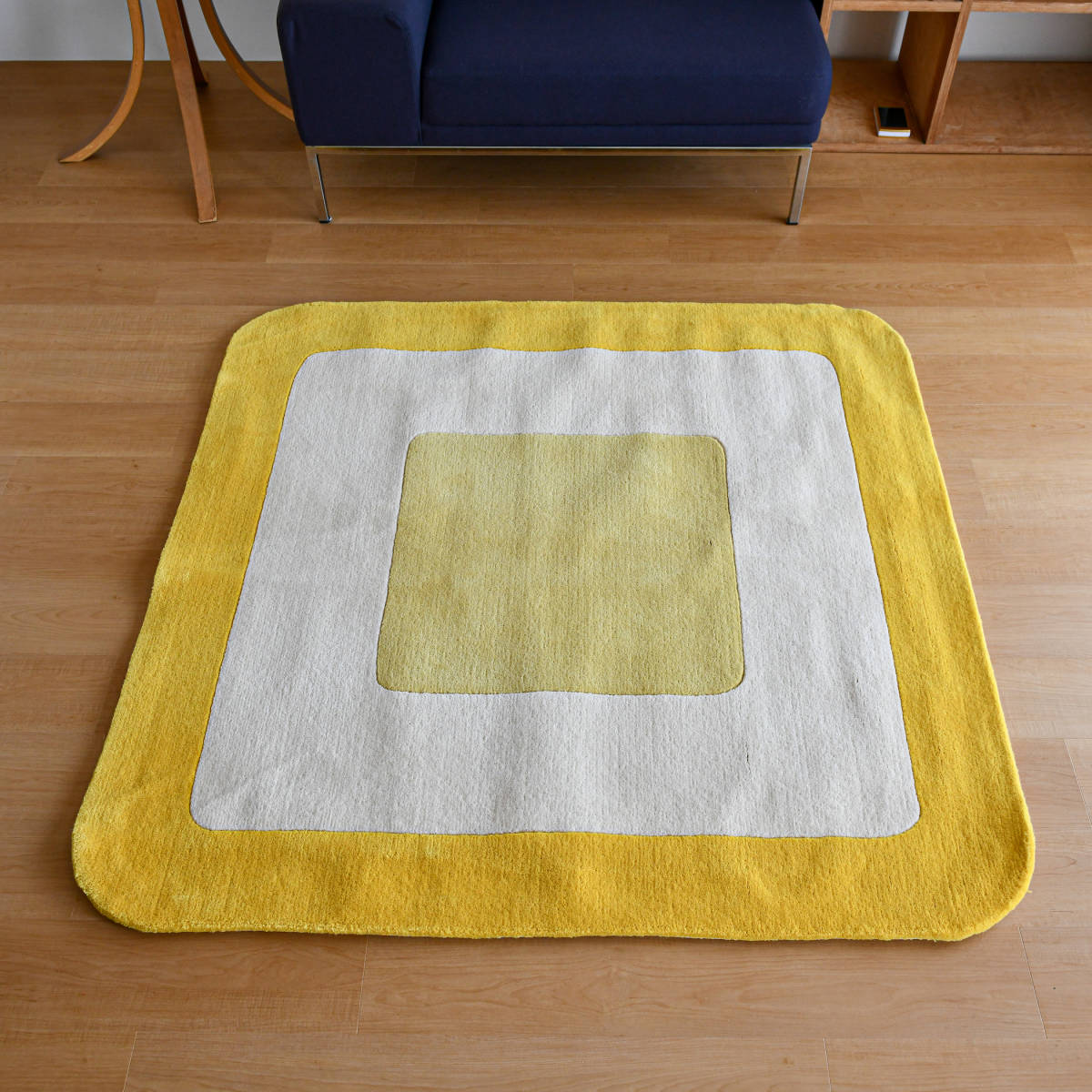 希少】マイケル・ヤング MICHAEL YOUNG E&Y RUG ラグマット 絨毯 希少】マイケル・ヤング MICHAEL YOUNG E&Y RUG ラグマット 絨毯