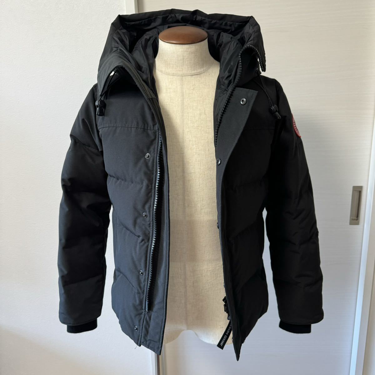 【値下げ】【新品同様】定価163,900円　サイズS CANADA GOOSE カナダグース MACMILLAN PARKA マクミラン パーカー 黒　ダウンジャケット_画像2