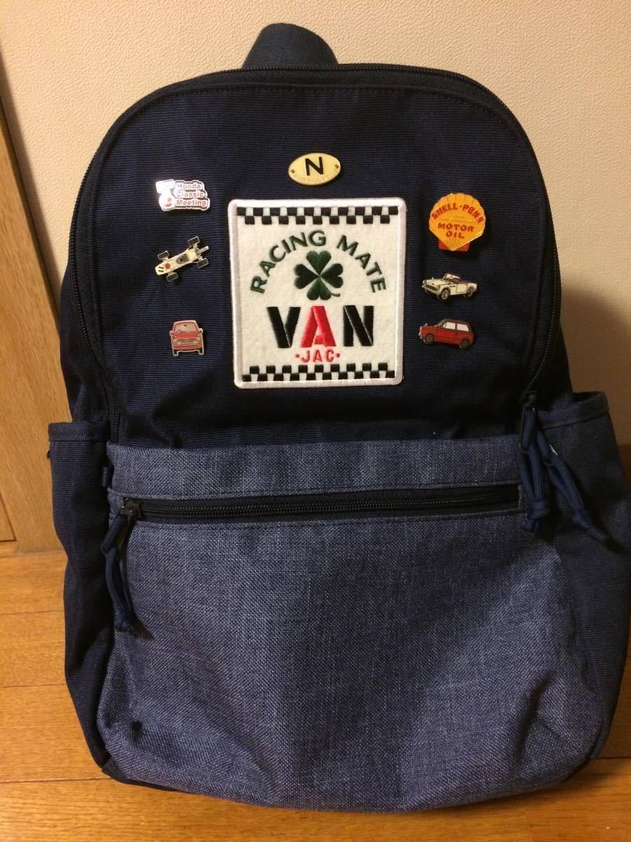 VAN+レーシングメイト刺繍フェルトアイロンワッペン_デイバッグに貼ってみました