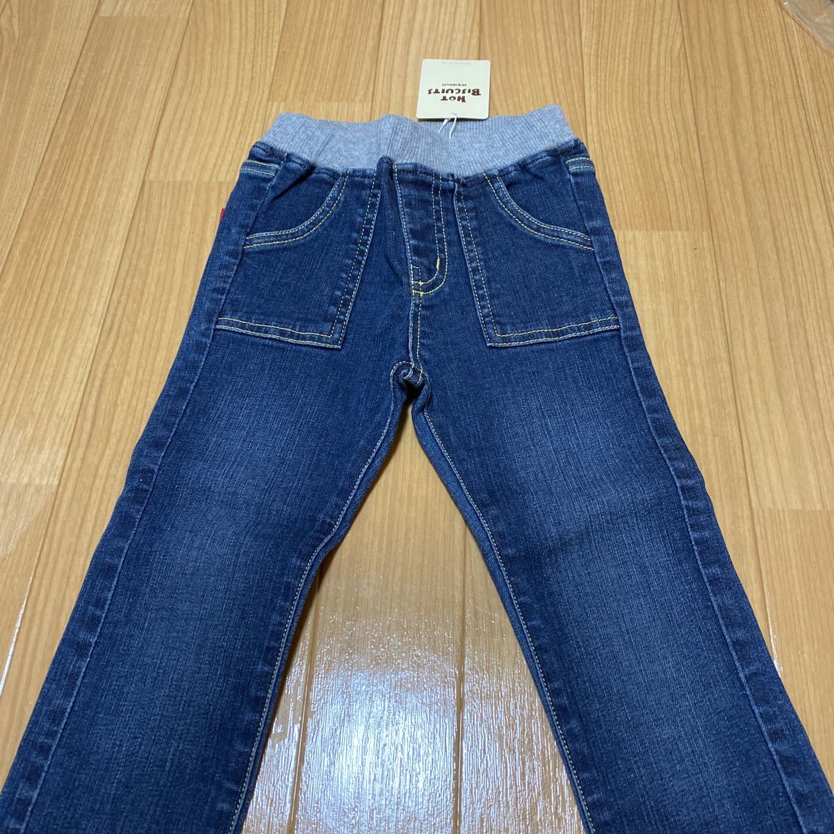 SALE 即決　新品　ミキハウス　ストレッチジーンズ　100 デニムパンツ_画像2