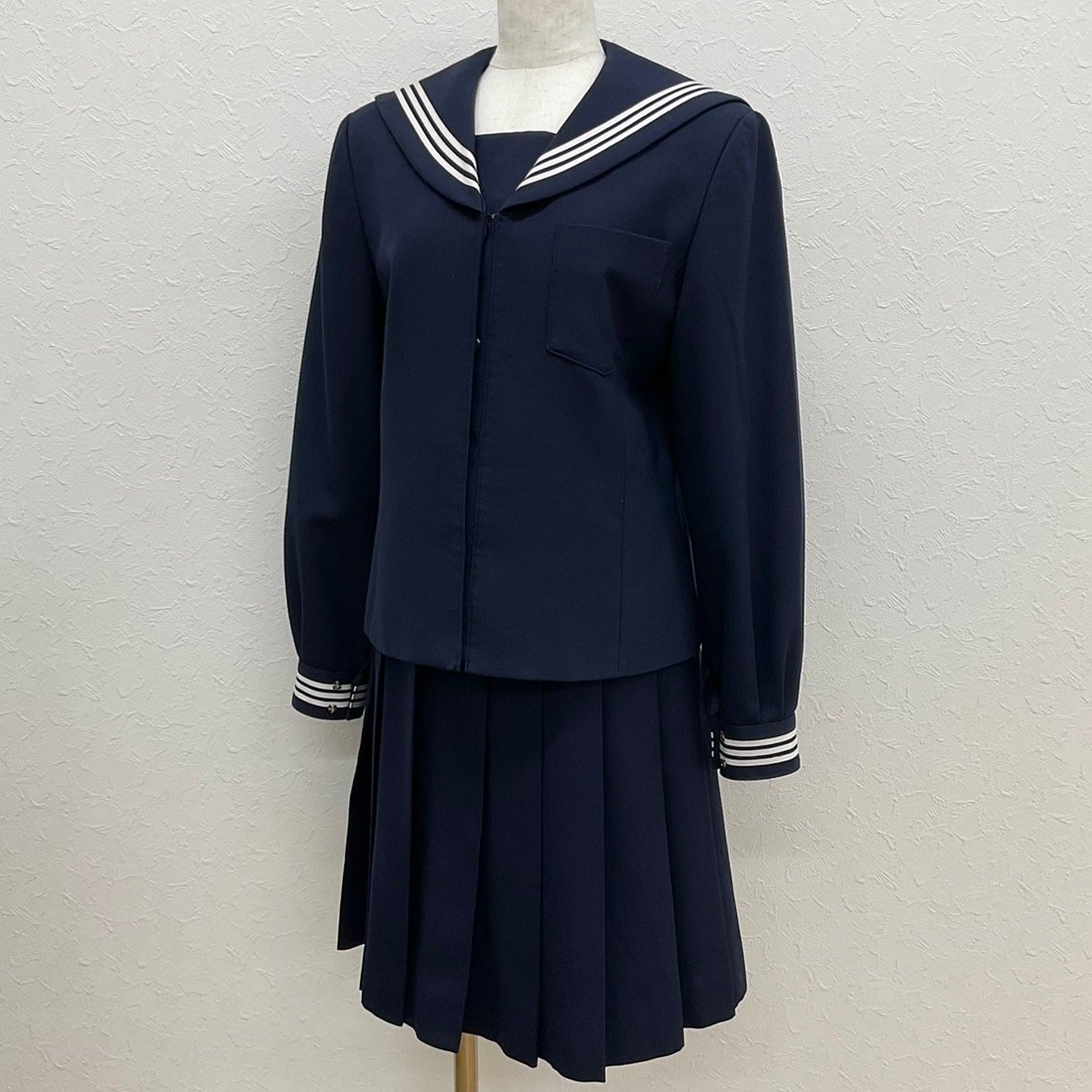 U94/S876(中古)福島県 郡山第六中学校 女子制服 2点 /165A/W63 U94/S876(中古)福島県 郡山第六中学校 女子制服 2点 /165A/W63