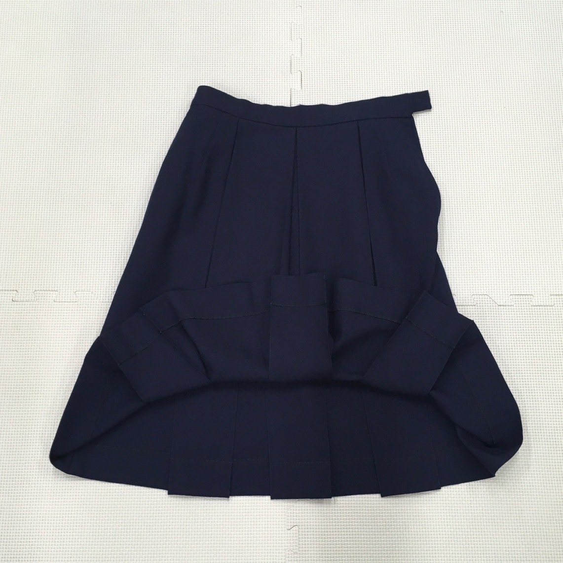 【即日発送】 A135/G(中古)群馬県 前橋女子高校 女子制服3点 /L/W69/丈57/冬 学生服