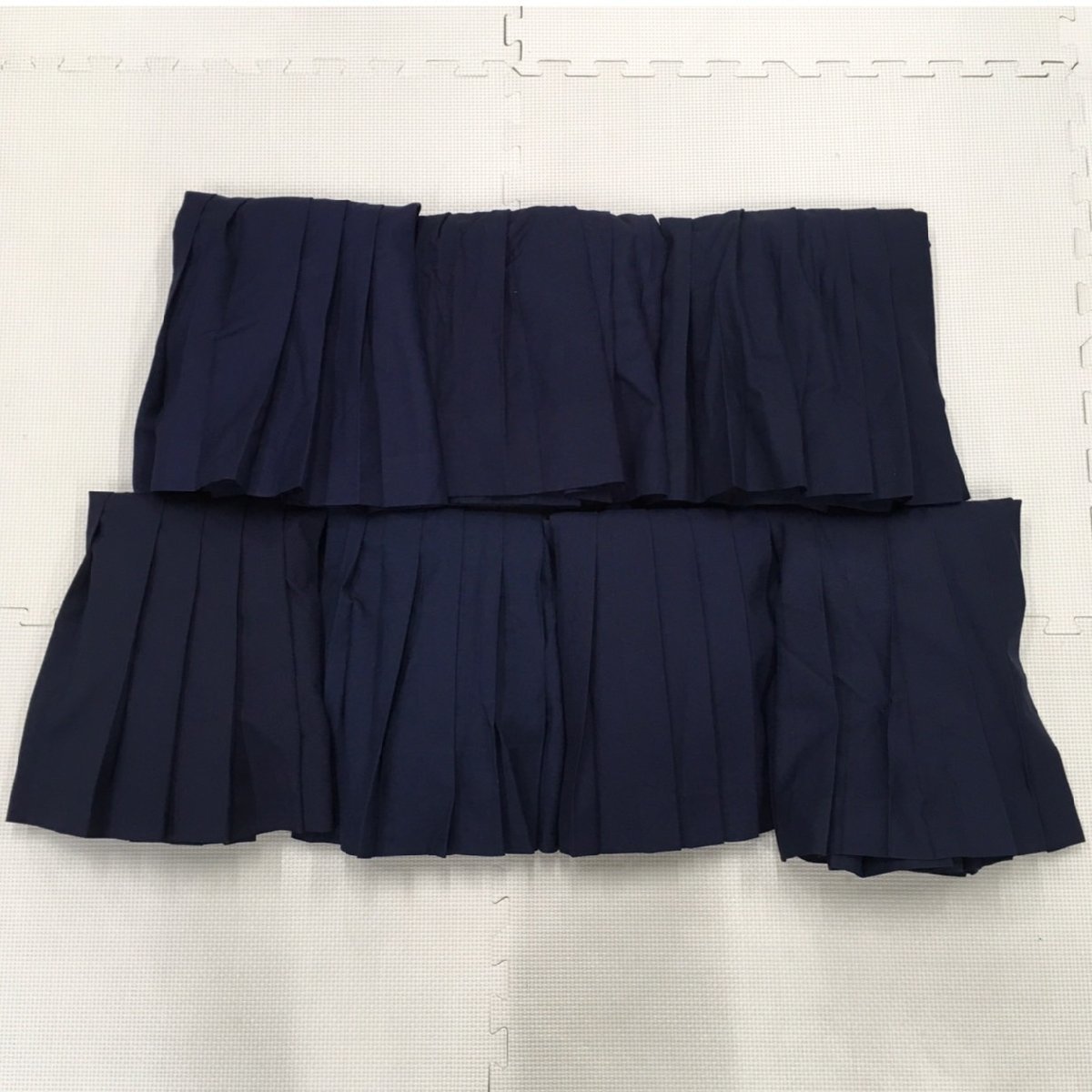 A134/(中古/箱) 女子制服 冬スカート 7点 /紺色/W62/W63/W66/W67/W68/中学校/高校/制服/学生服/冬用/冬服/女子学生/まとめ売り_画像1