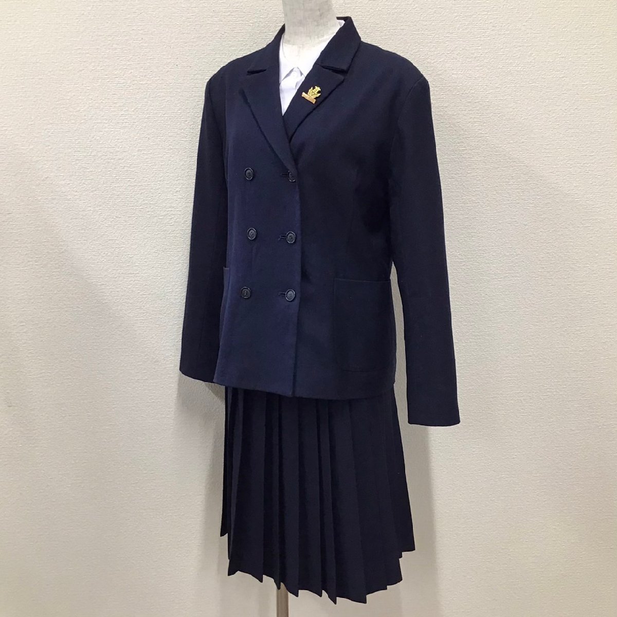 O128/( used ) Hyogo prefecture Tatsuno high school woman uniform 3 point /. chapter /M/W63/ height 63/ blaser / blouse / skirt /NIKKE/ navy blue / winter clothes / middle ./ high school / woman student / uniform / school uniform 