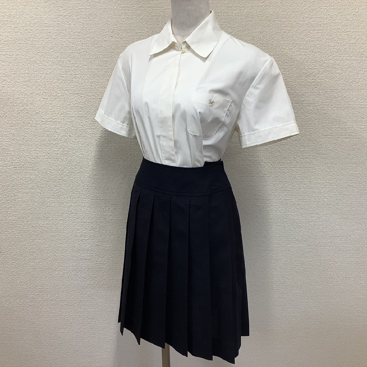 Yahoo!オークション - I104/Y(中古)山形 山形学院高校 女子制服2 Yahoo!オークション - I104/Y(中古)山形 山形学院高校 女子制服2