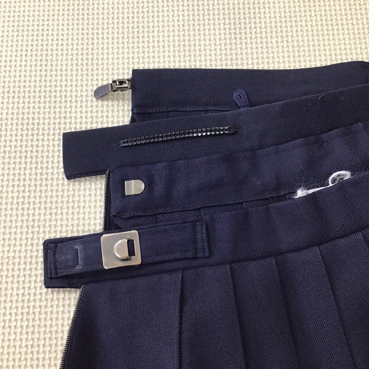 O146/(中古)兵庫県 高砂南高校 女子制服4点 /旧制服/校章付き O146/(中古)兵庫県 高砂南高校 女子制服4点 /旧制服/校章付き