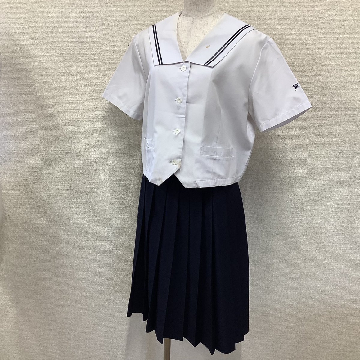 I132/Y(中古)山形県 山形北高校 女子制服2点 /大きめ/特大/3L/W73/変形型セーラー/スカート/Predichant/半袖/夏服/白/紺/制服/学生服