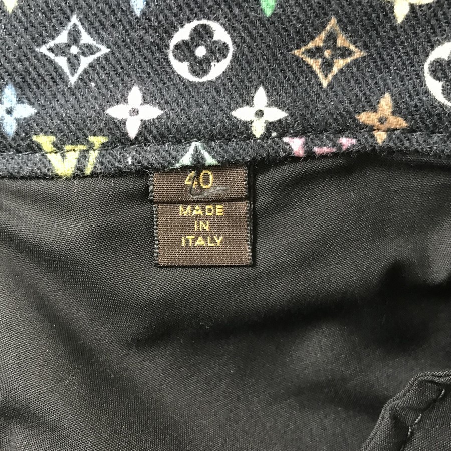 * Louis * Vuitton LOUIS VUITTON* lady's short pants monogram multicolor total pattern lining 40 beautiful goods 