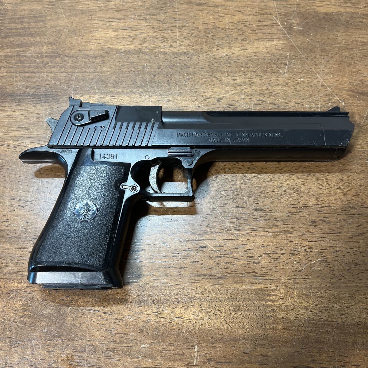 1円スタート 東京マルイ? デザートイーグル 44マグナム 14391　ガスガン DESERT EAGLE-44 MAGNUM PISTOL. ISRAEL MILITARY INDUSTRIES (2-2_画像4