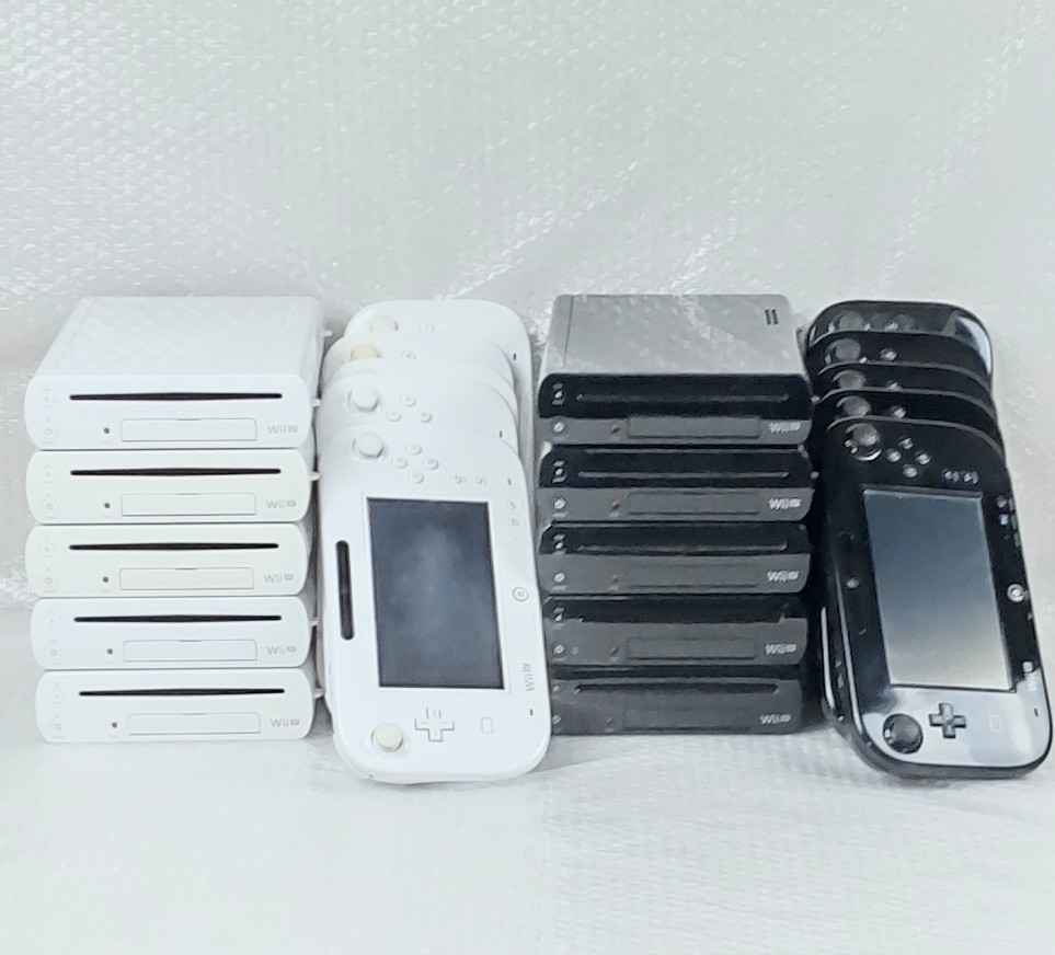 Nintendo WiiU ゲームパッド シロ クロ 各5セット 通電確認品 10セット_画像1