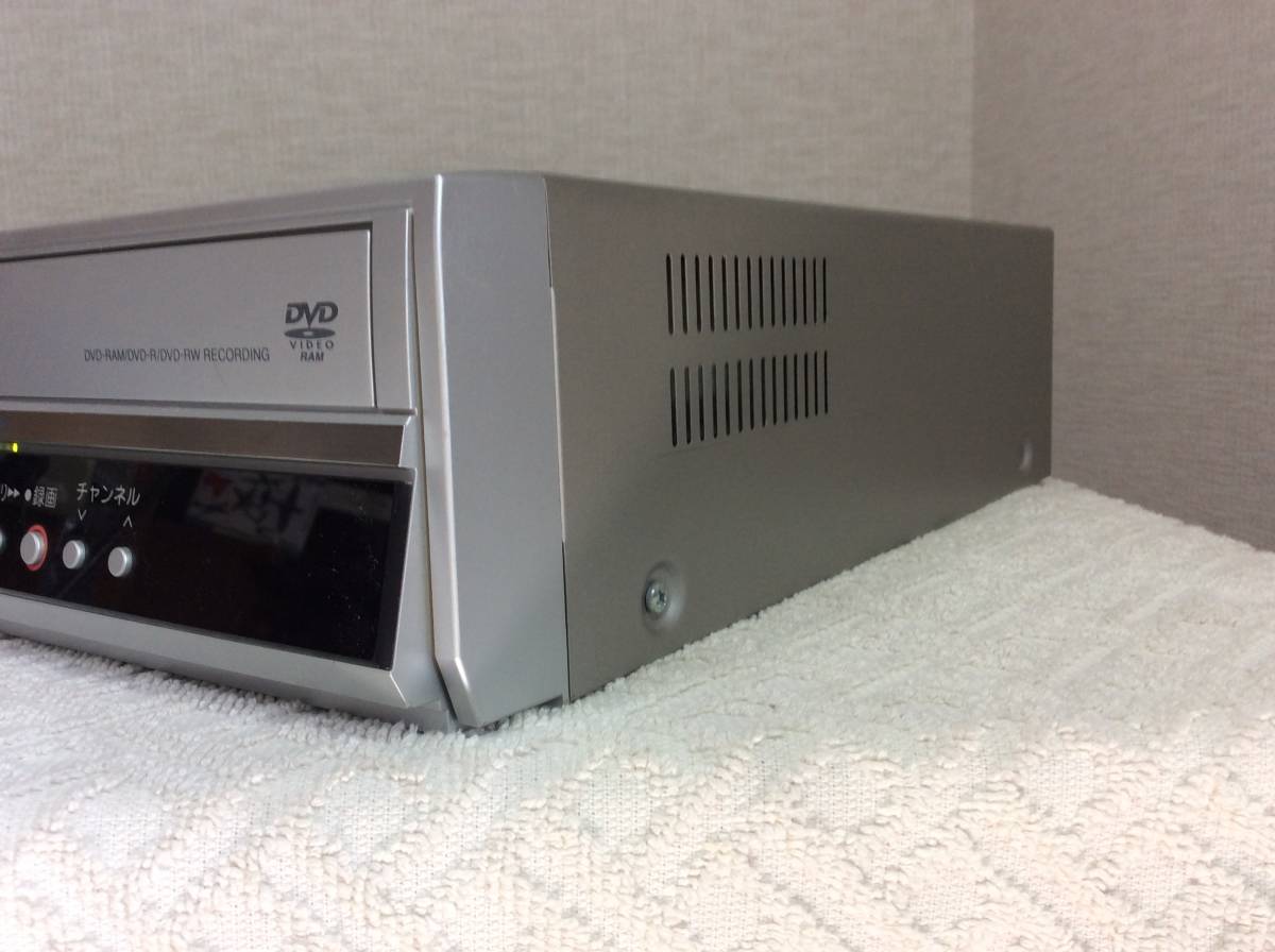東芝TOSHIBA VTR一体型DVDレコーダ D-VR5 VHSからDVD-R/RWへダビング可能 ジャンク_画像7