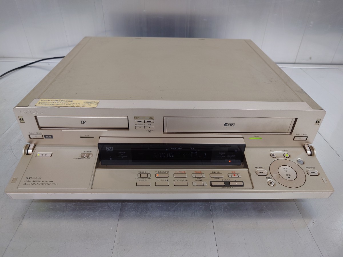 SONY SVHS / DV ビデオデッキ WV-DR7 ジャンク品_画像2