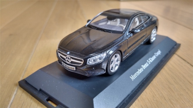 即決　メルセデス　ベンツ　特注　純正　ディーラーモデル　Sクラス クーペ S-CLASS S-KLASSE マグネタイトブラック　1/43　絶版　レア