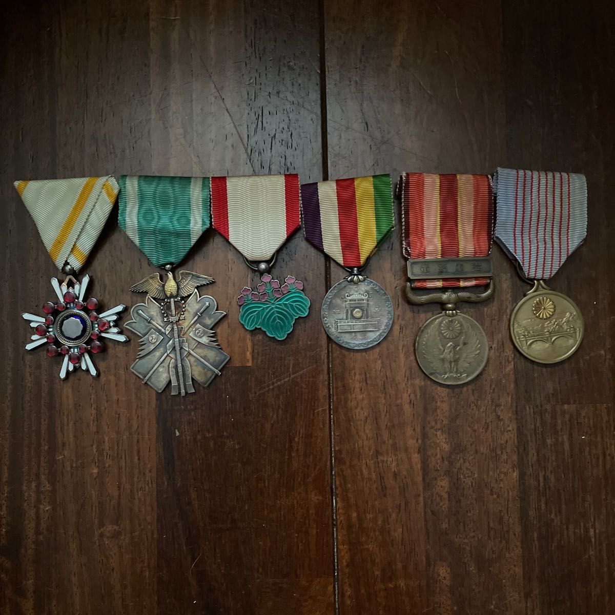 日本軍 功七級金鵄勲章 勲七等青色桐葉章 勲五等瑞宝章 昭和大禮 日本軍 功七級金鵄勲章 勲七等青色桐葉章 勲五等瑞宝章 昭和大禮