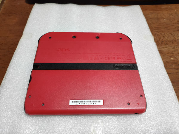 * Nintendo 2DS red body only red NINTENDO*