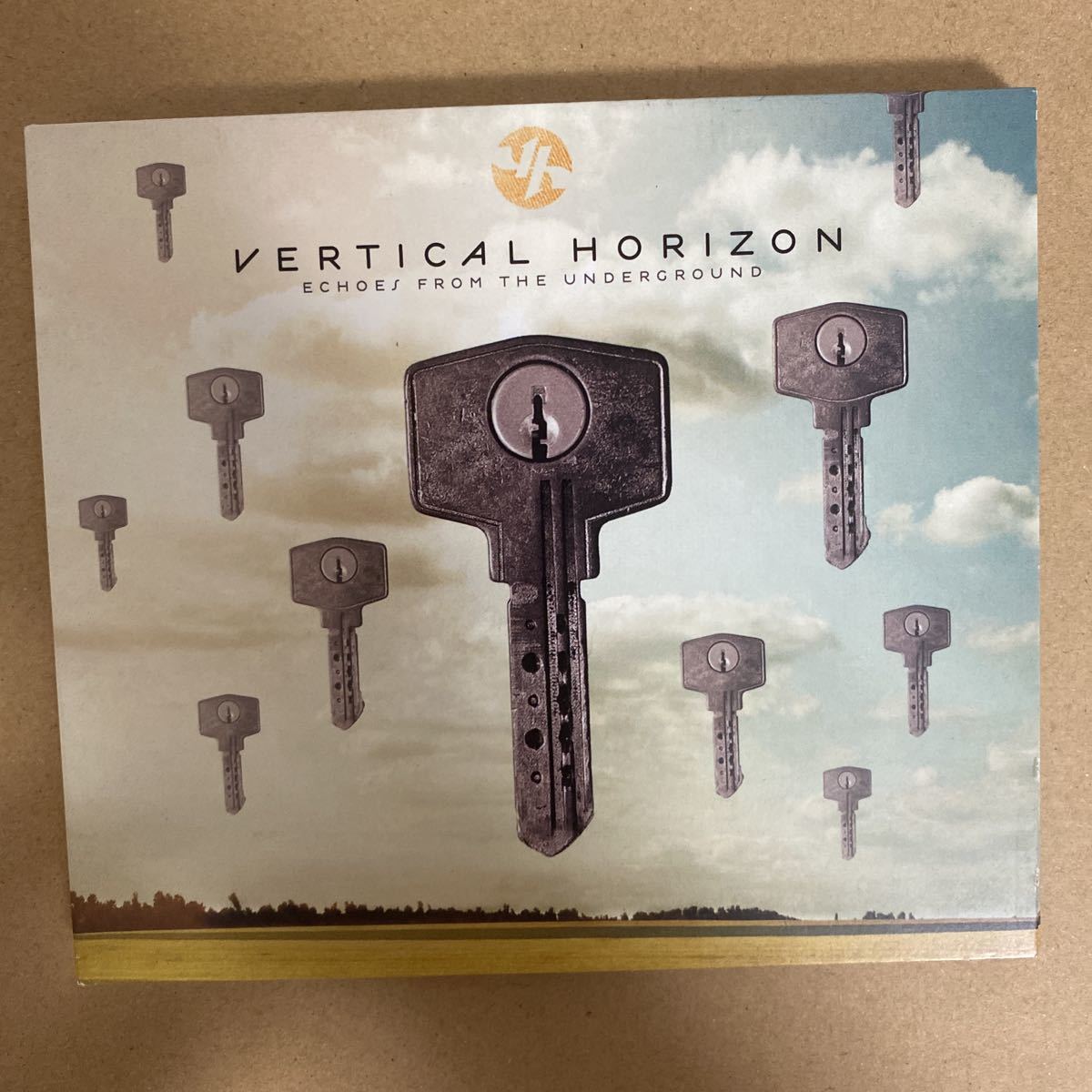 CD ★ 中古 『 Echoes from the Underground 』中古 Vertical Horizon_画像1