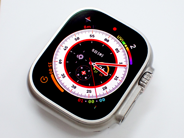 【中古 美品】Apple Watch Ultra GPS + Cellular 49mm チタニウムケース と ホワイトオーシャンバンド MNHF3J/A(NJA1018-1)_画像2