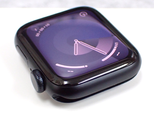 【中古 良品】Apple Watch SE 第2世代 GPSモデル 40mm ミッドナイトアルミニウムケース と ミッドナイトスポーツバンド MNJT3J/A(NKA161-1)_画像3