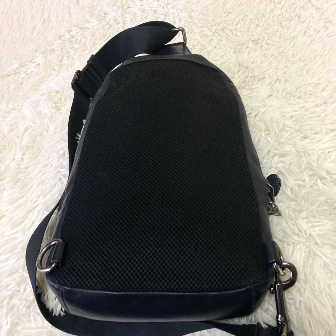 COACH コーチ チャールズ ボディバッグ ショルダーバッグ ナイロン