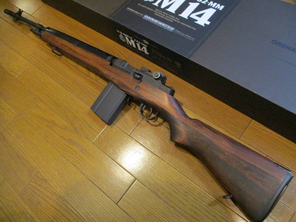 超稀少 美品★東京マルイ M14 CAW 木製ストック取り付け 電動ガン_画像5