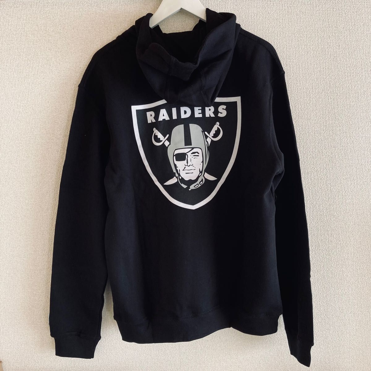 【海外限定】XL ラスベガスレイダース パーカー フーディー majestic マジェスティック HOODIE プルオーバー