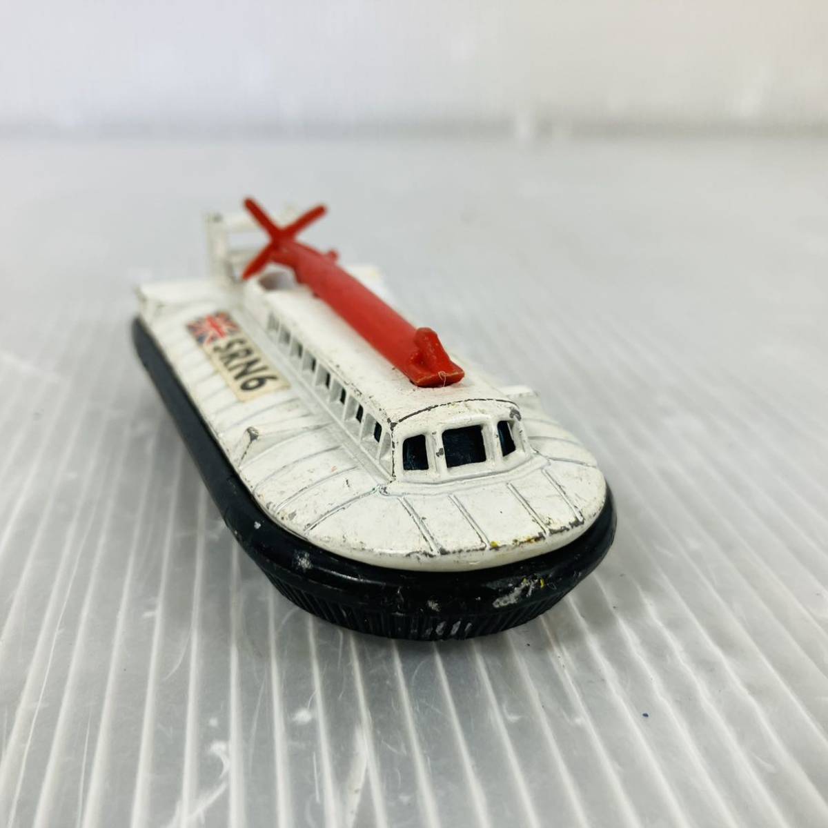 KG1● MATCHBOX/マッチボックス Superfast No.72 SRN6 HOVERCRAFT ホバークラフト 英国製 当時物_画像1