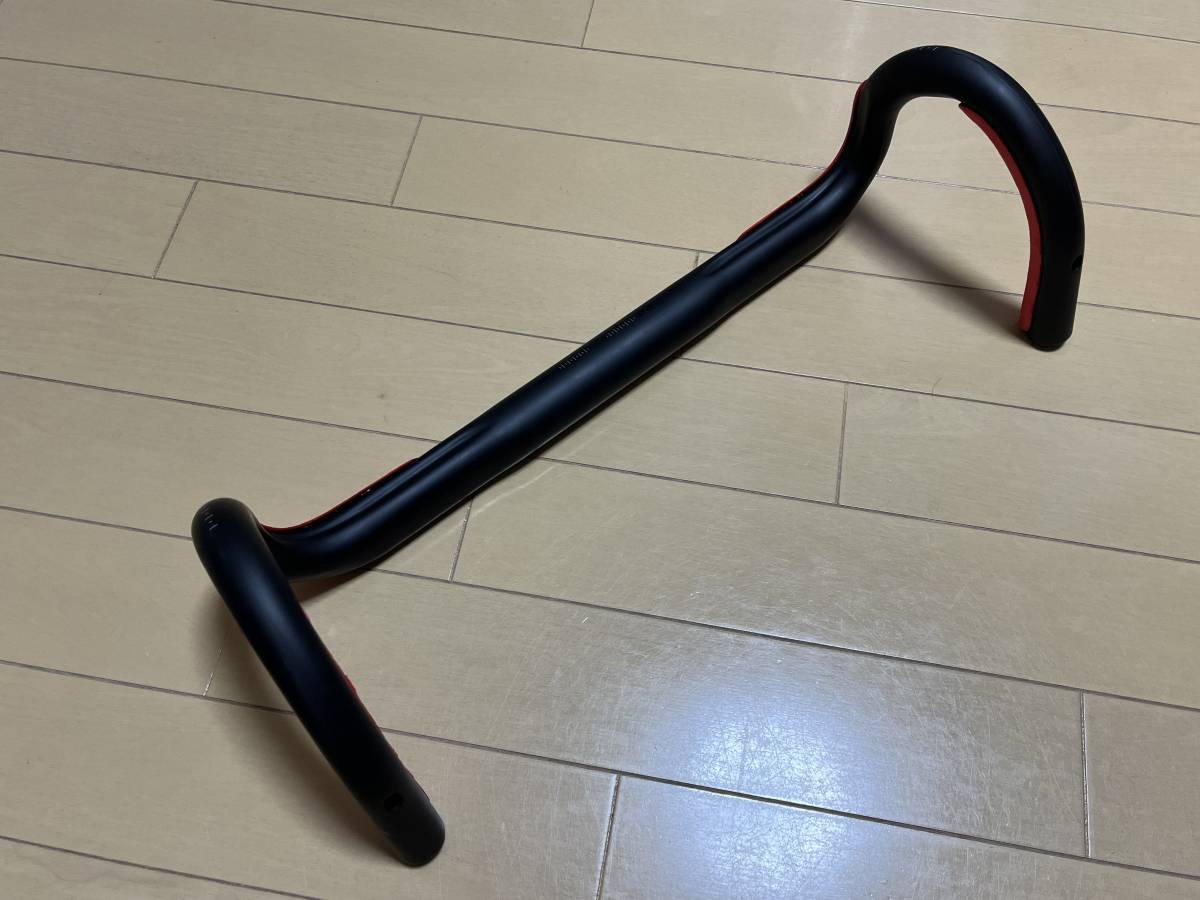 即発送可能】 Handlebar Road VR-CF IsoCore Pro Bontrager