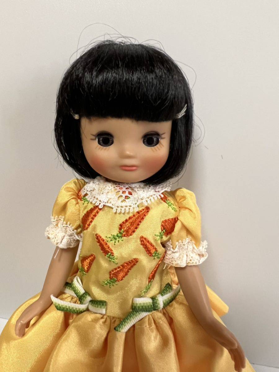 低価格 Silkstone 2 Doll Barbie Lingerie The Gold Collection Model