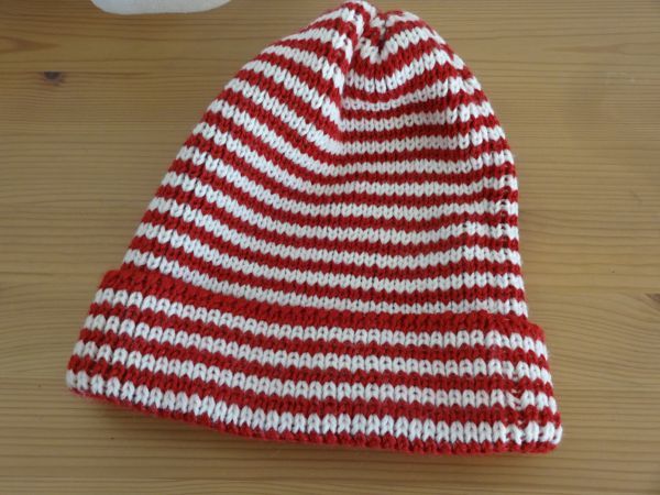 G seed Pearl H レディース・メンズ　編み込みニット帽　白＆赤　サイズ５７cm〜５９cm　キャップ　帽子　スタイルハット_画像6