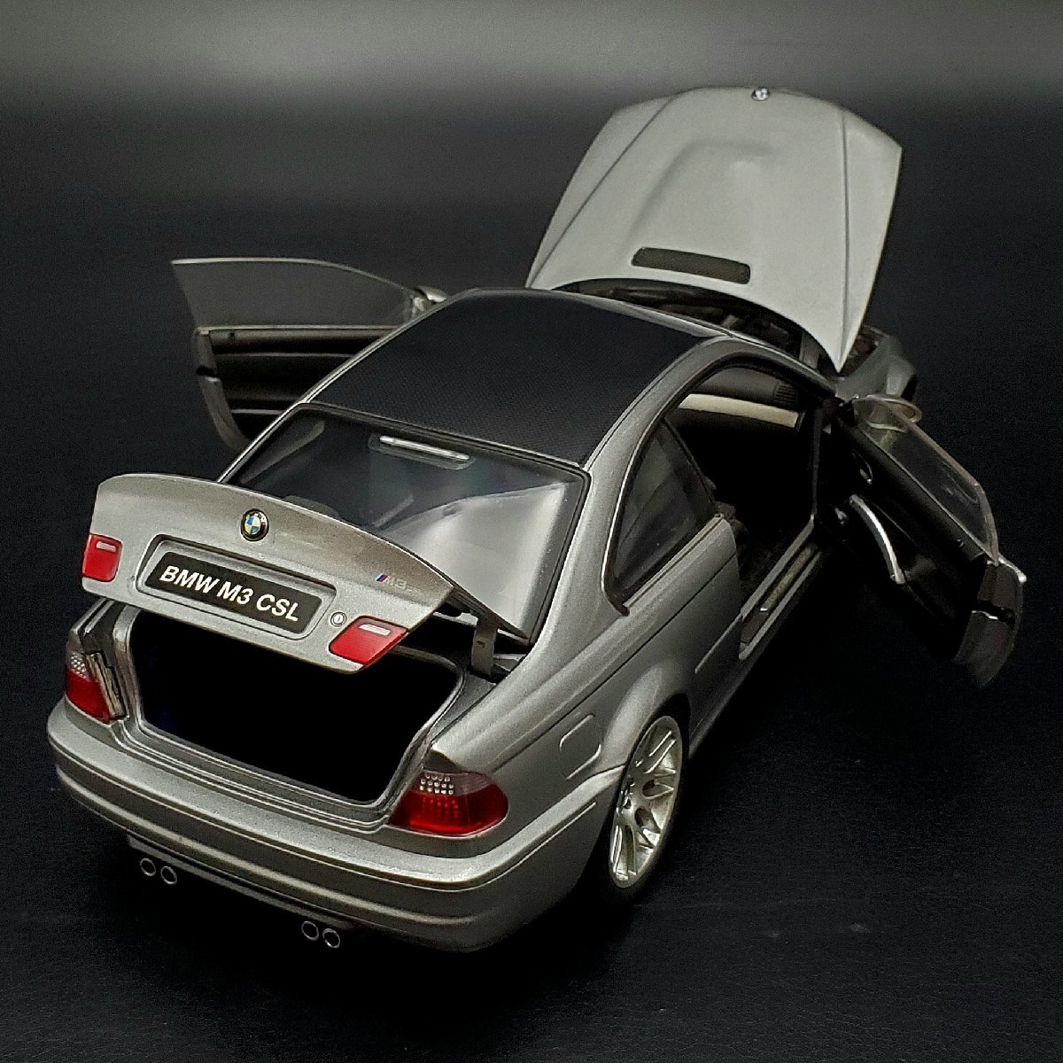 Yahoo!オークション - 【宝蔵】KYOSHO 京商 BMW M3 SERIES CSL 1 Yahoo!オークション - 【宝蔵】KYOSHO 京商 BMW M3 SERIES CSL 1