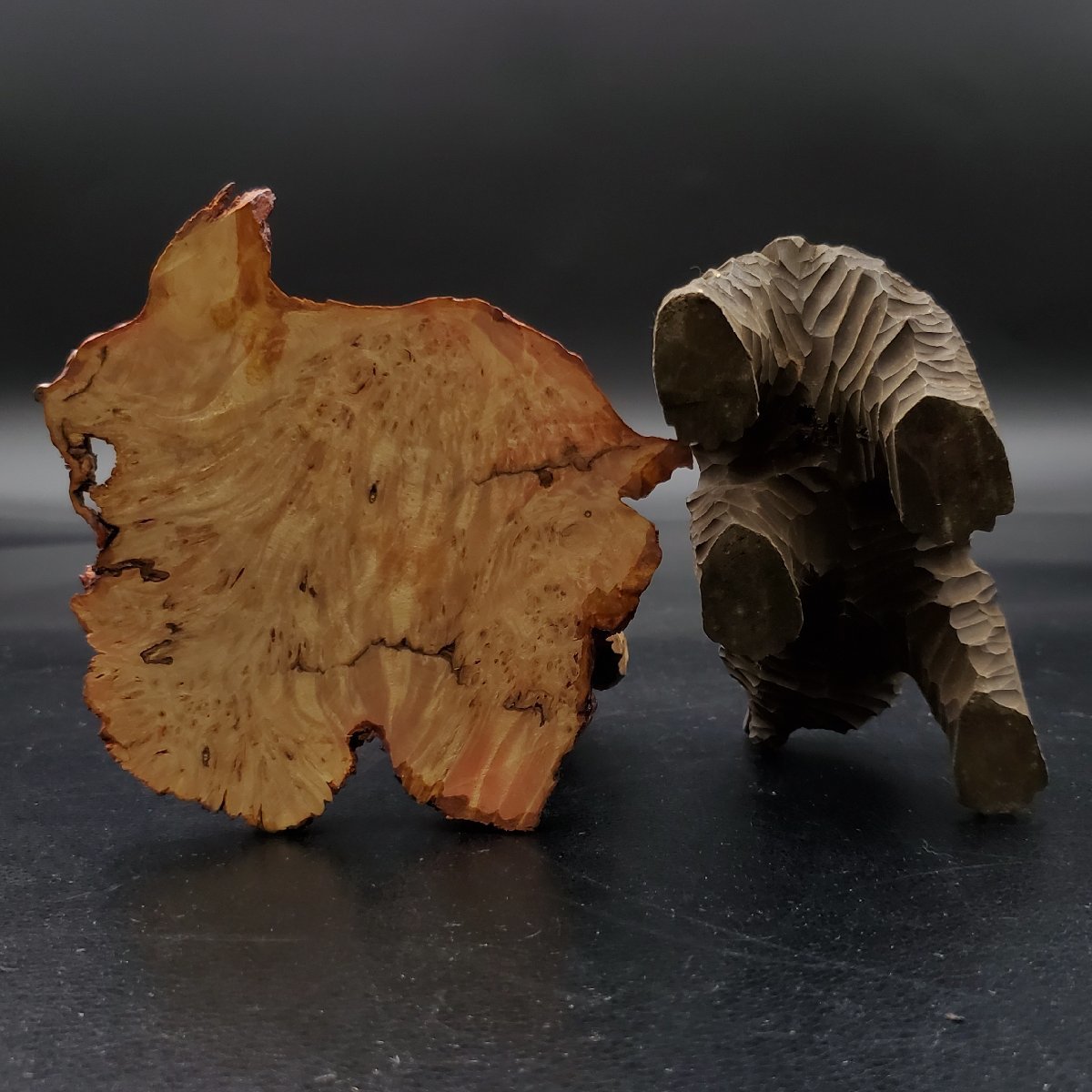 【宝蔵】木彫り 熊 2点セット 鮭持ち熊の親子 手頃なサイズ 彫刻 置物_画像9
