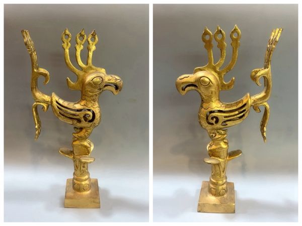 時代物 古銅彫 塗金三星堆神鳥擺件【仁】古銅器 置物擺件 古賞物 中国古玩 蔵出