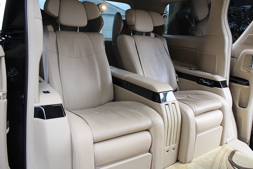 H24 highest grade grade Vellfire Royal lounge LE/4 number of seats / original HDD navi / digital broadcasting *DVD/ exclusive use rear entertainment / vehicle inspection "shaken" 31 year 6 to month /