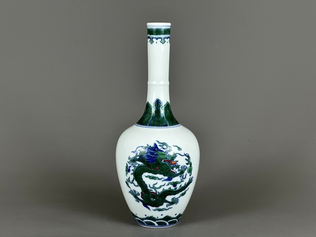 正規逆輸入品】 ▽鴻▽清朝時代陶磁器骨董品中国古美術時代物染付斗彩