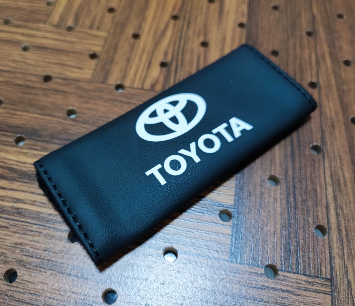 トヨタ ブラックレザー アシストグリップカバー 1P プリウス クラウン ハリアー アルファード アクア ヤリスクロス ライズ RAV4 86 C-HR bB_画像6