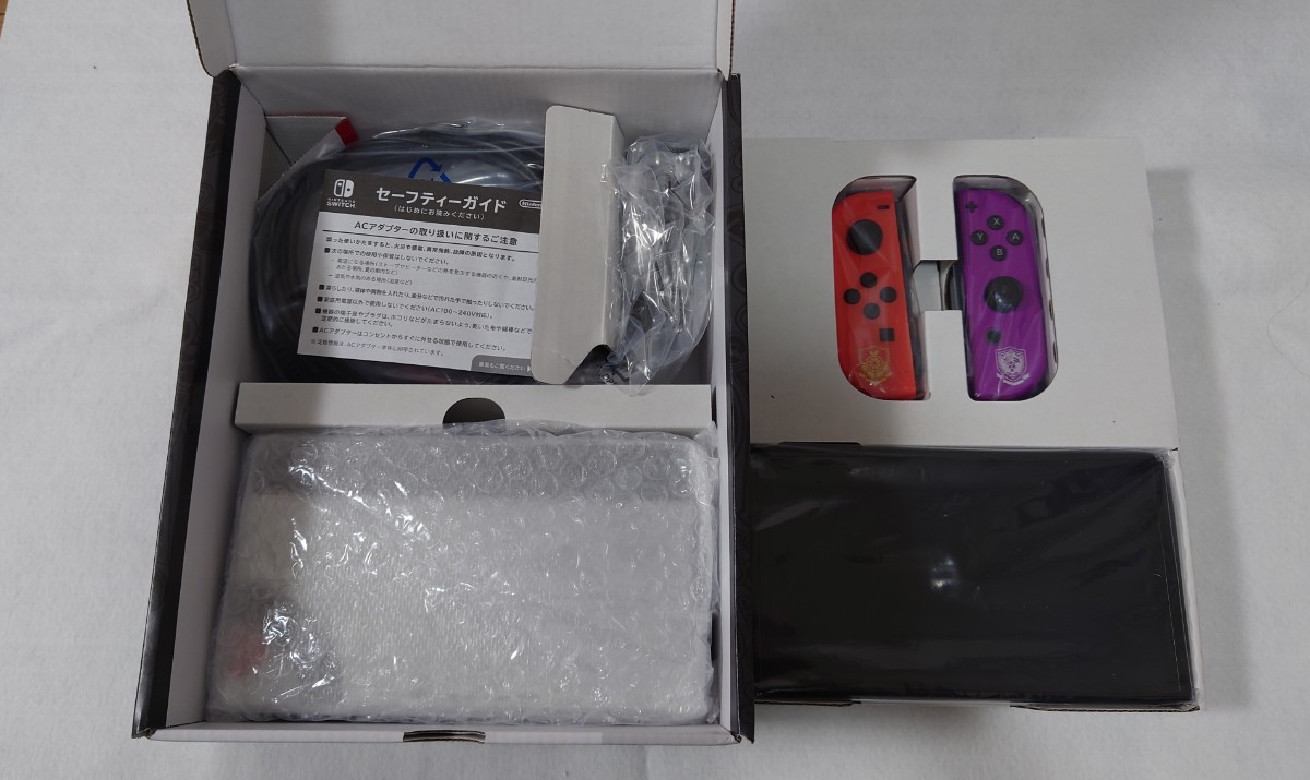 未使用品】Nintendo Switch(有機ELモデル) スカーレット 未使用品】Nintendo Switch(有機ELモデル) スカーレット
