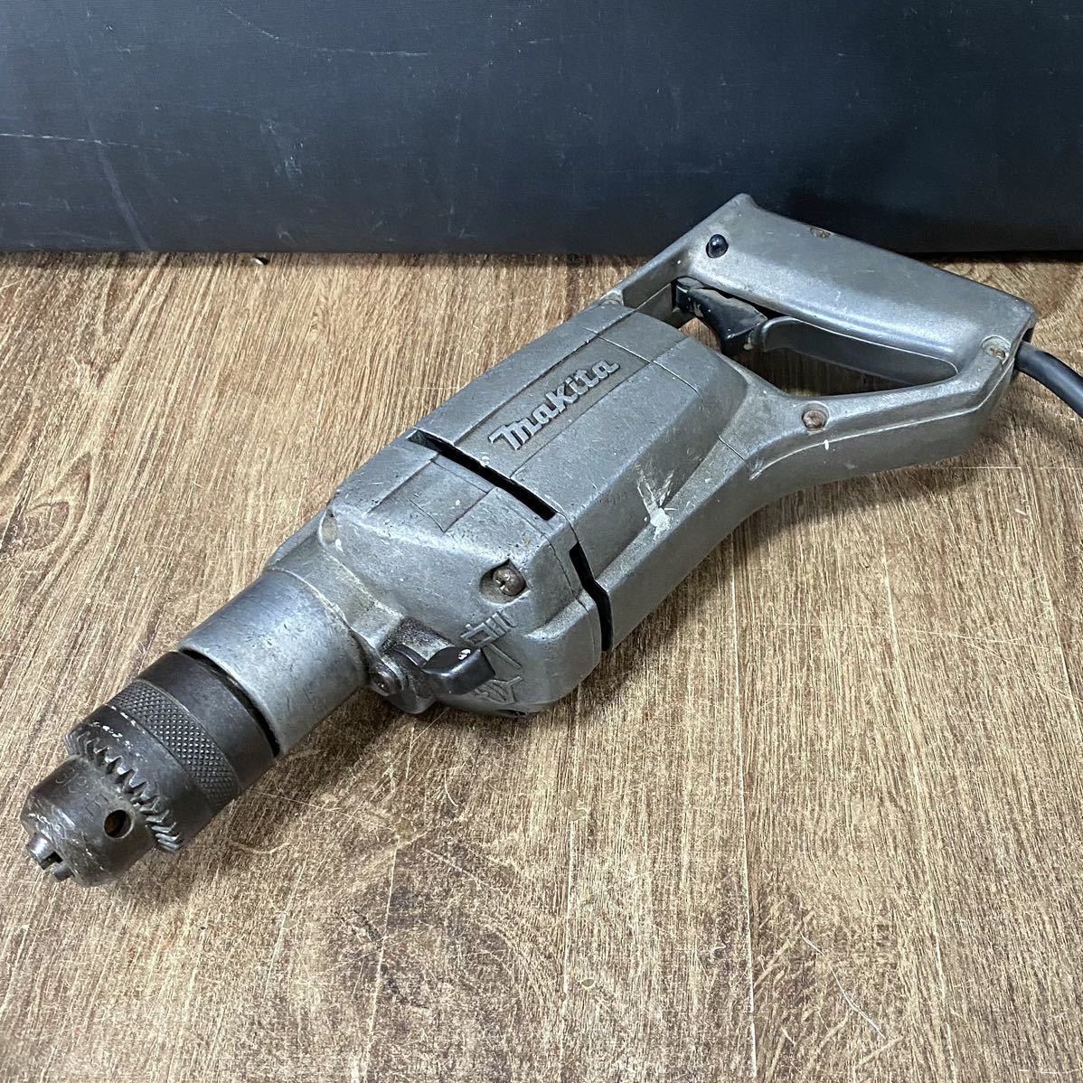動作品□makita マキタ 電動ドリル 100V 電動工具 コード式 電気 動作品□makita マキタ 電動ドリル 100V 電動工具 コード式 電気