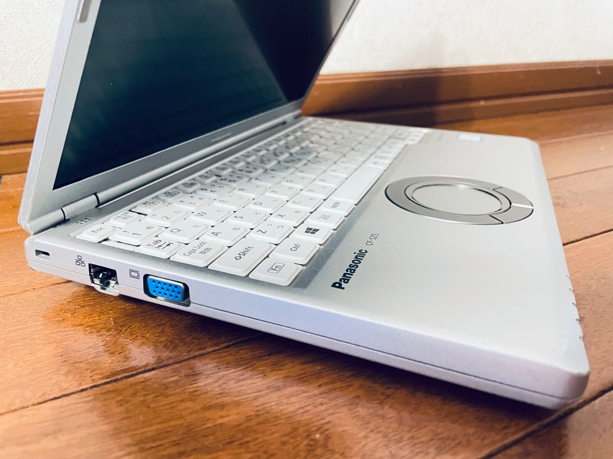 パナソニック Let's note CF-SZ5 Corei5-6300U 2 40GHz メモリ8G
