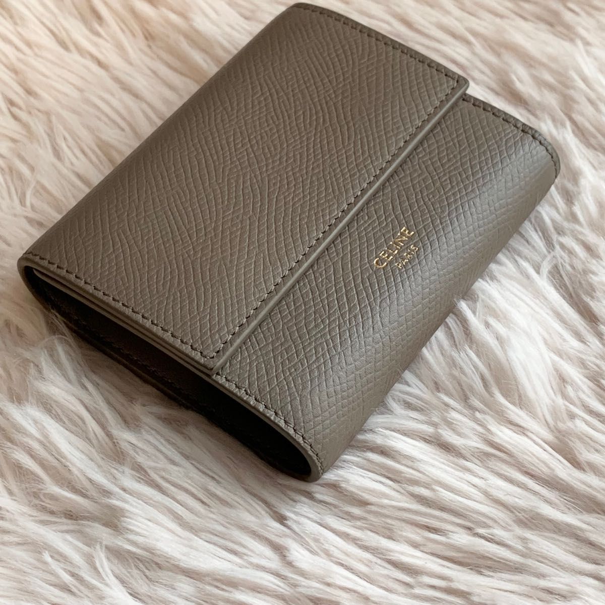 美品】付属品 セリーヌ スモール トリフォールド ウォレット ぺ 美品】付属品 セリーヌ スモール トリフォールド ウォレット ぺ