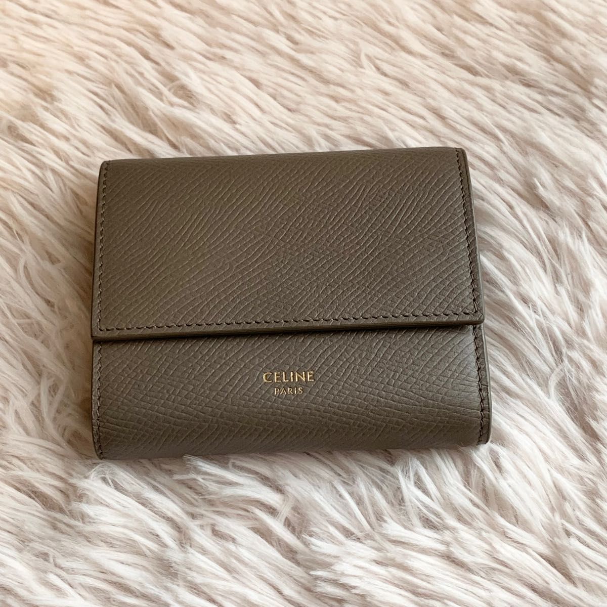 美品】付属品 セリーヌ スモール トリフォールド ウォレット ぺ 美品】付属品 セリーヌ スモール トリフォールド ウォレット ぺ