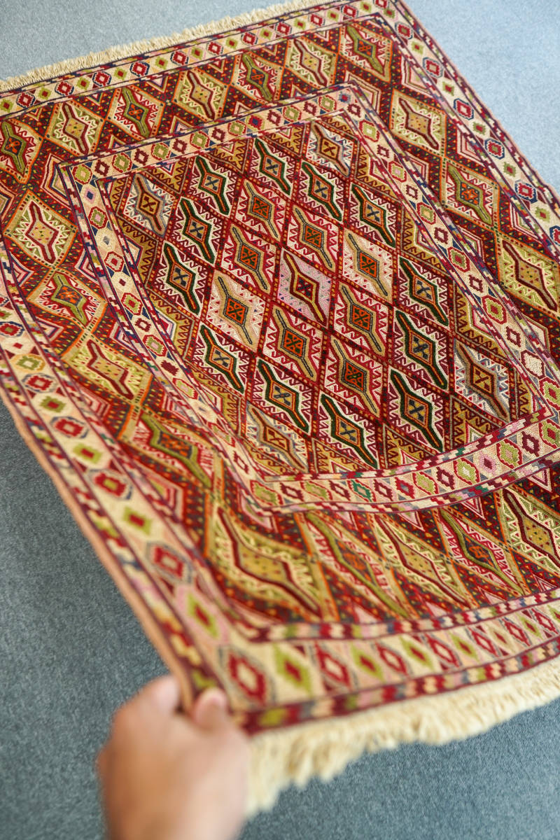 164×135cm アフガニスタン の マシュワニ手織り キリム 手織り絨毯