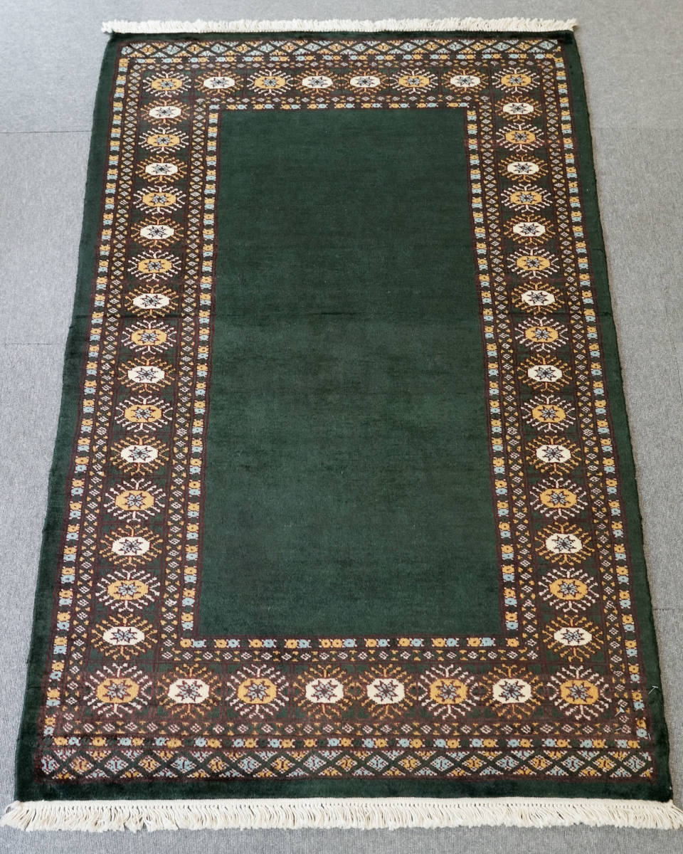 パキスタン手織り絨毯　 ウール 　size:157×97cm ペルシャ絨毯