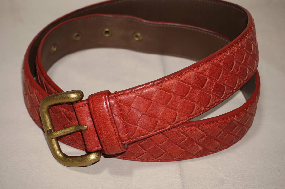 ”BOTTEGA VENETA イントレチャート牛革ベルト”W92-105cm_画像1