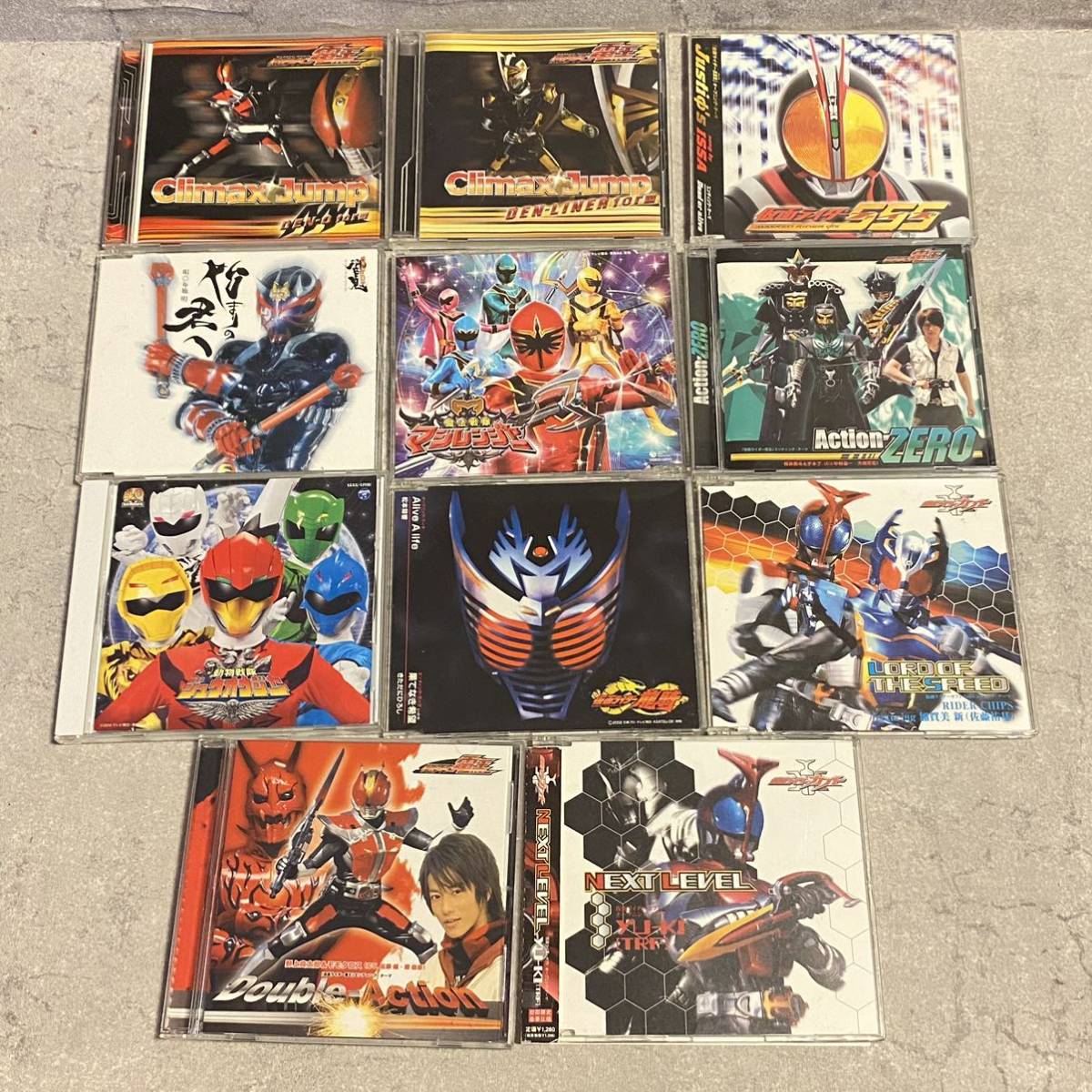 SW【3938】仮面ライダー 戦隊シリーズ など CD まとめて 佐藤健_画像1