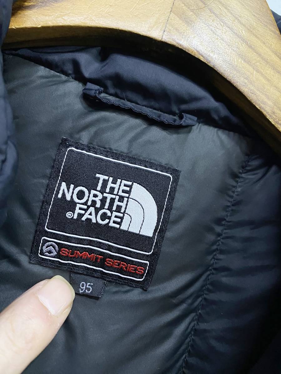 (T455 ) THE NORTH FACE 800+SUMMIT ノースフェイス ローツェ ダウンジャケット サミットシリーズ ヌプシ. メンズ M サイズ 正規品 _画像6