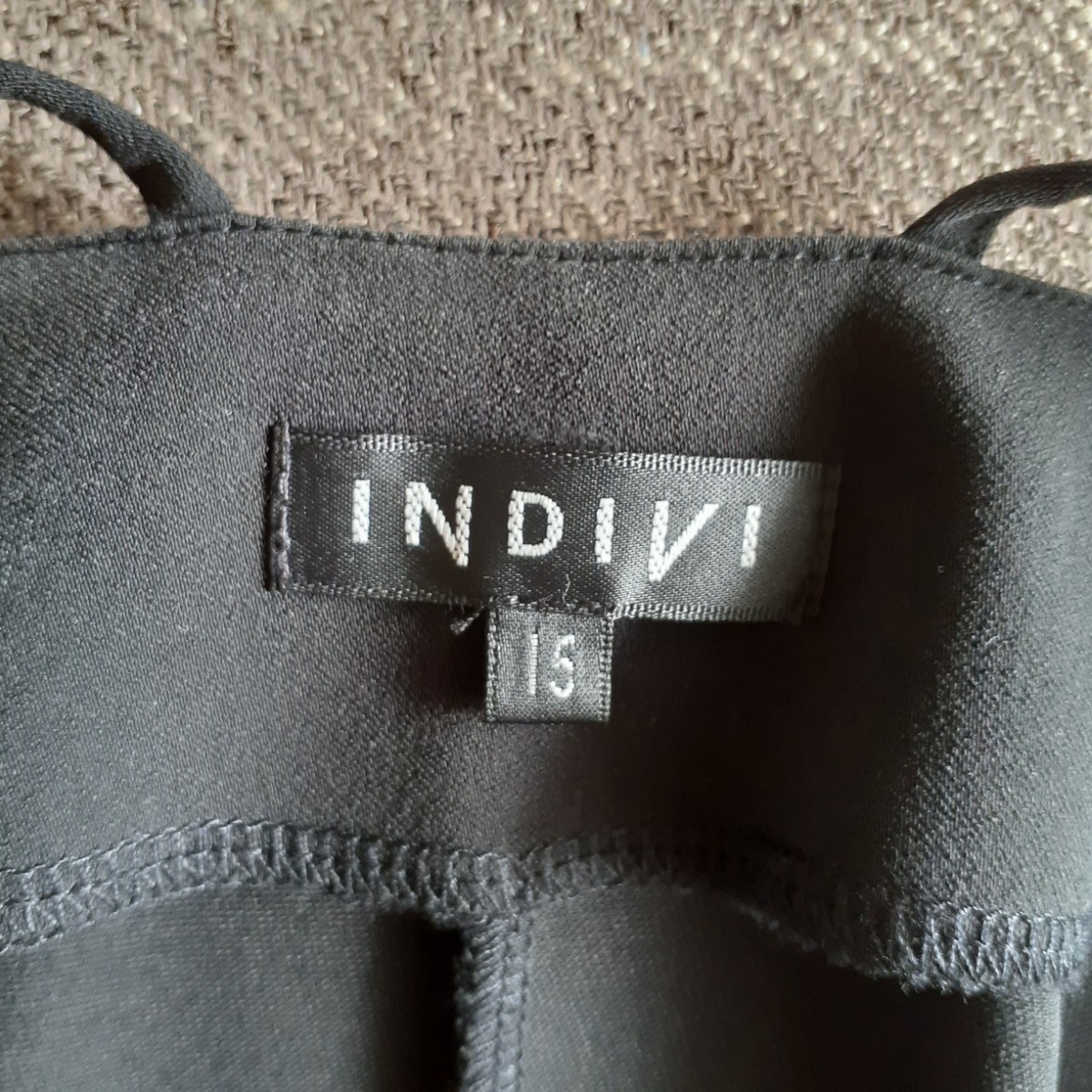INDIVI Tシャツセットロングワンピース 15 ブラック インディヴィ ジャンパードレス セットアップ レディース大きいサイズ_画像8