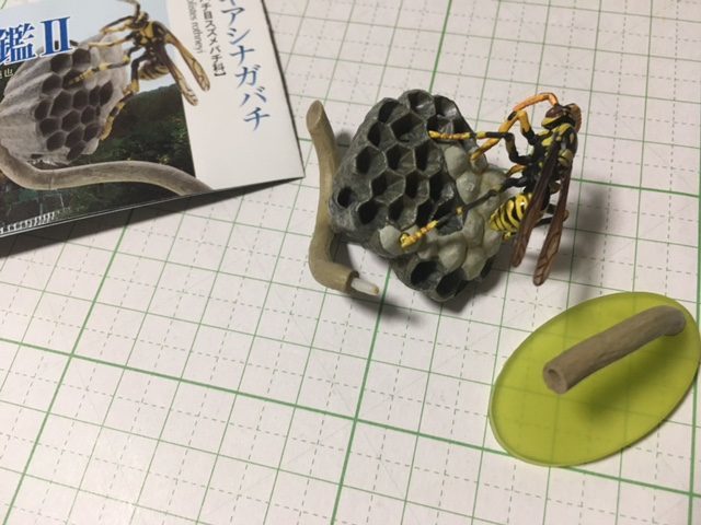 原色日本昆虫図鑑Ⅱ キアシナガバチ ユージン フィギュア ハチ 蜂 ジオラマ 海洋堂 ガチャの画像2